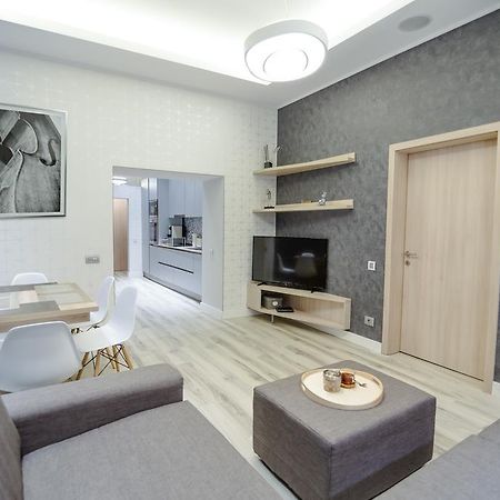 Mava Apartments Wina Bagian luar foto