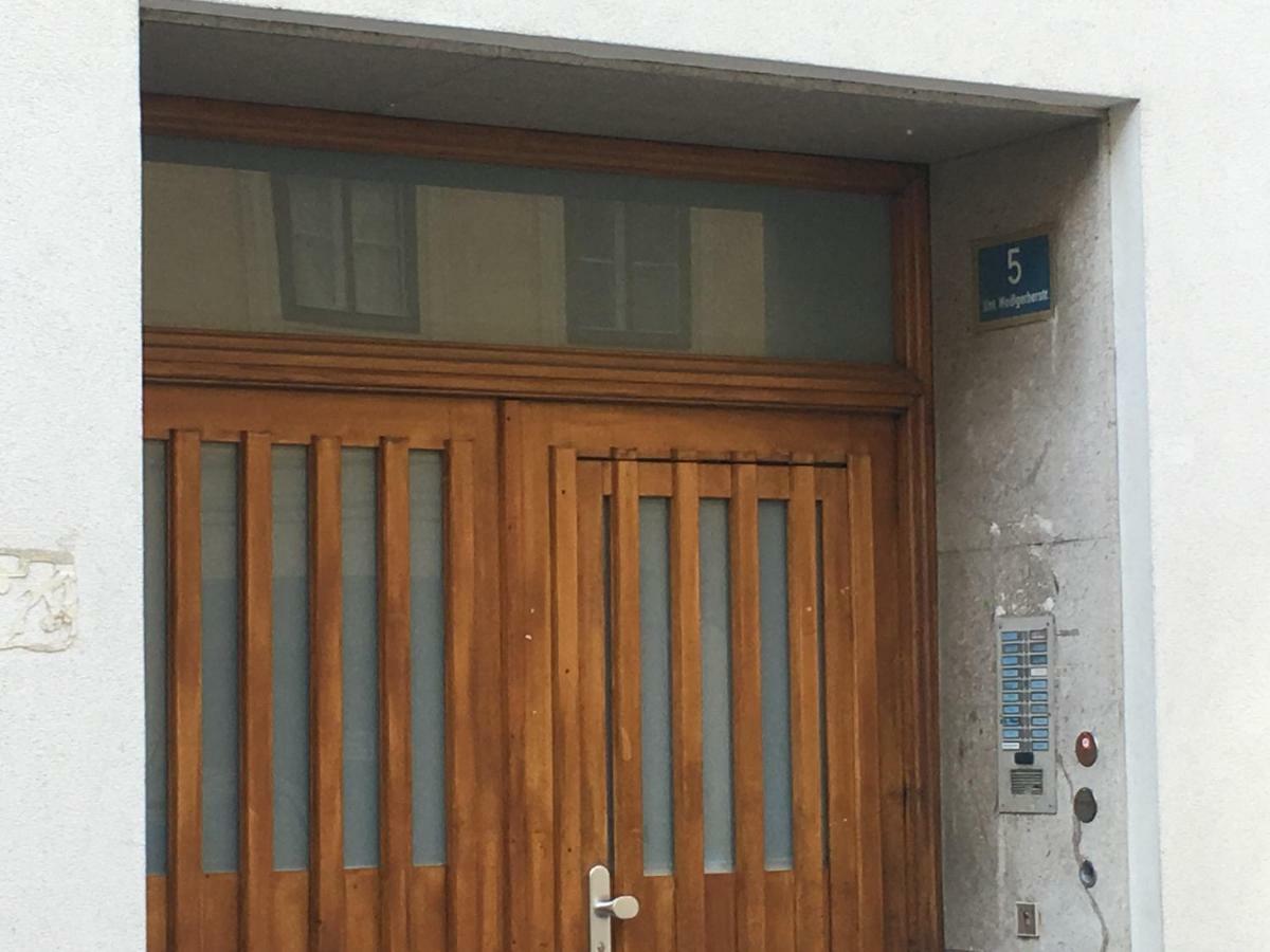 Mava Apartments Wina Bagian luar foto
