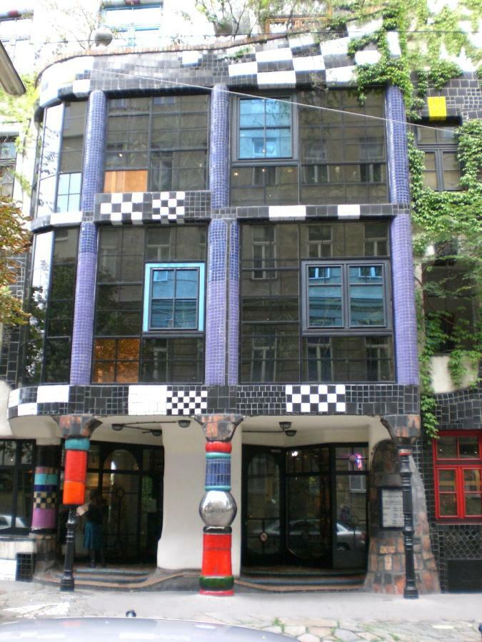 Mava Apartments Wina Bagian luar foto